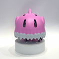 Charger et lire la vidéo dans la visionneuse de la galerie, Pink Shark Bicycle Helmet for Children, Combining Fun, Comfort, and Reliable Safety – Crazy Safety
